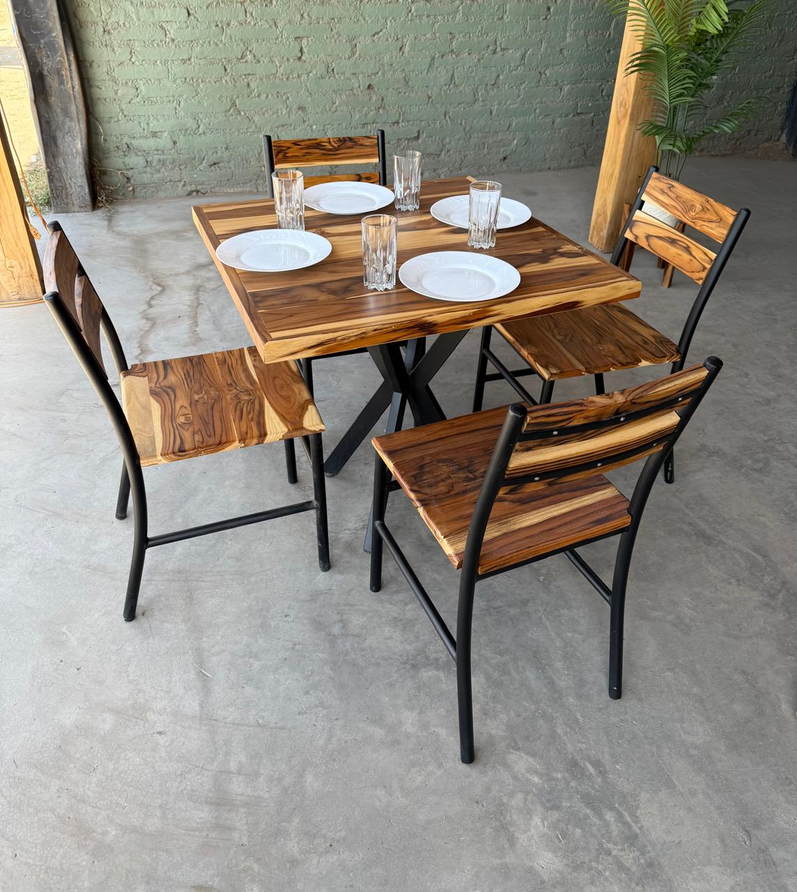 Rústicos Naturales Design S.A de C.V.